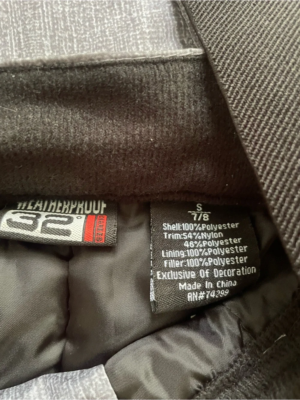 32 Degrees durable gray